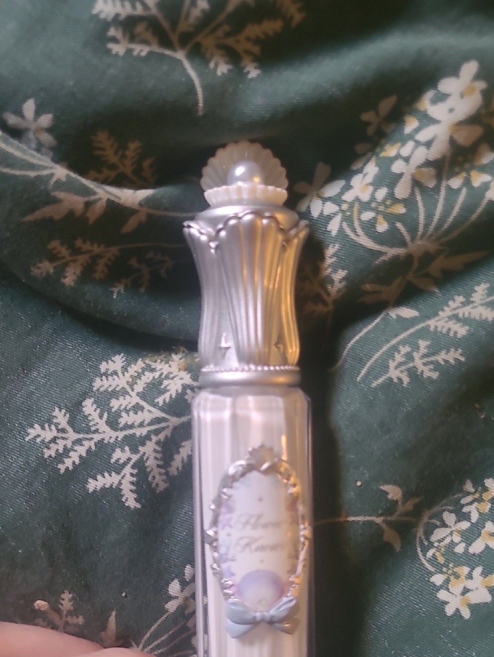 Porcelain-Style Silver & White Smooth Lip Gloss